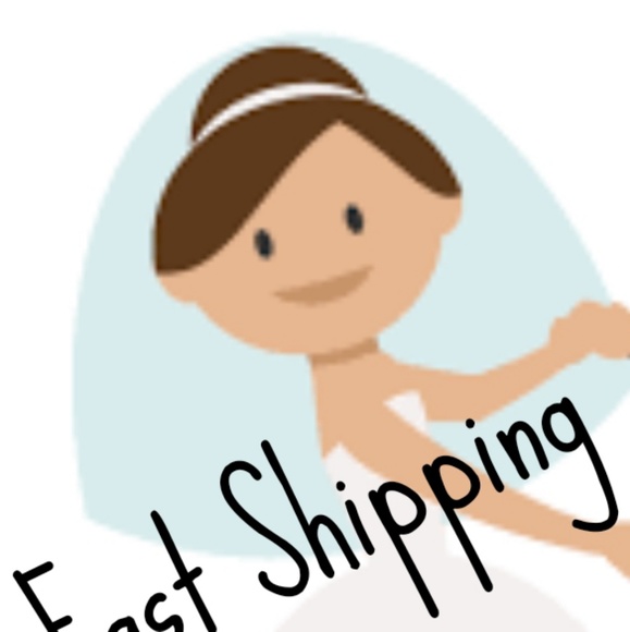 Brand new 👰 white wedding 👰 veil with comb ♡ - Picture 3 of 3